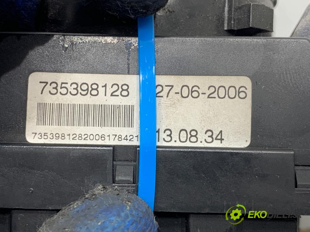 FIAT PANDA II liftback 2004 44 kW 1.2 (169.AXB11, 169.AXB1A) 1242 Prepínač kombinovaný 735398128 (Prepínacie páčky pod volantom)