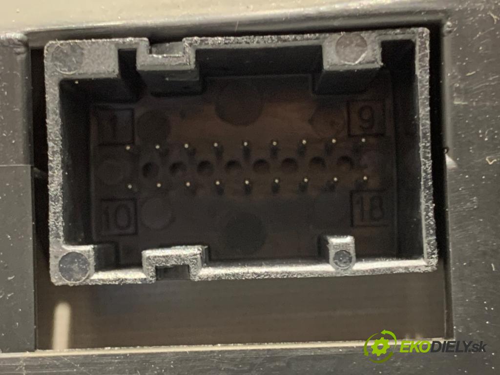 FIAT PANDA II liftback 2004 44 kW 1.2 (169.AXB11, 169.AXB1A) 1242 Prístrojovka 51711237 (Prístrojová doska)