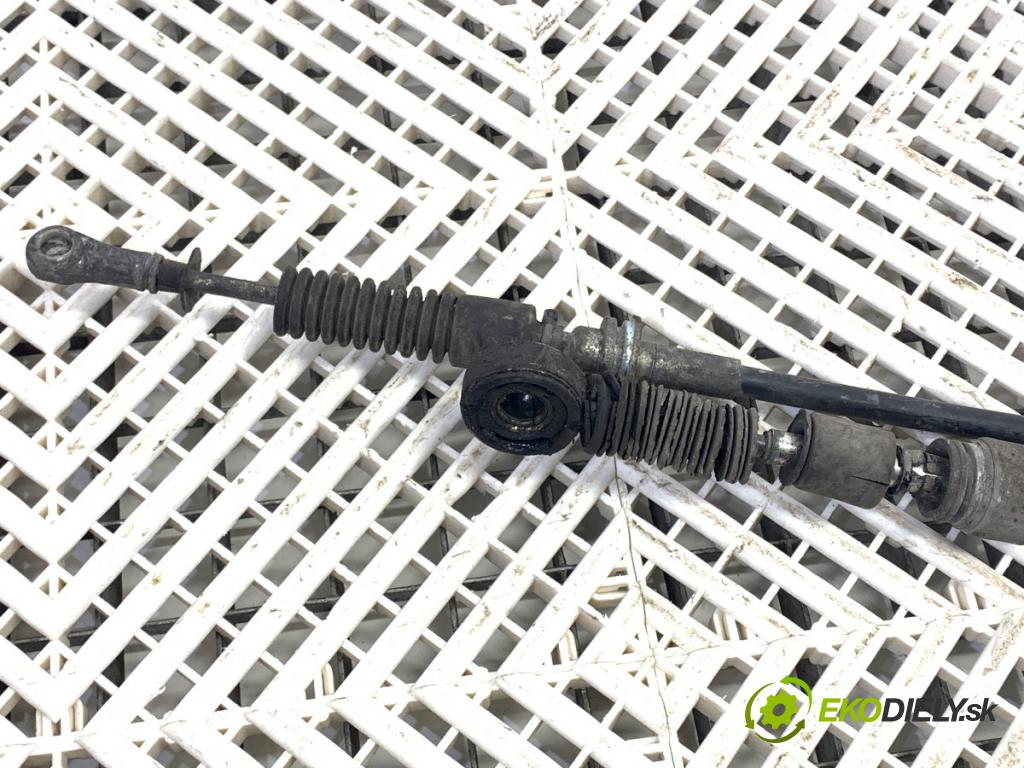 FIAT PANDA II liftback 2004 44 kW 1.2 (169.AXB11, 169.AXB1A) 1242 kulisa  (Řadicí páka (kulisa) )