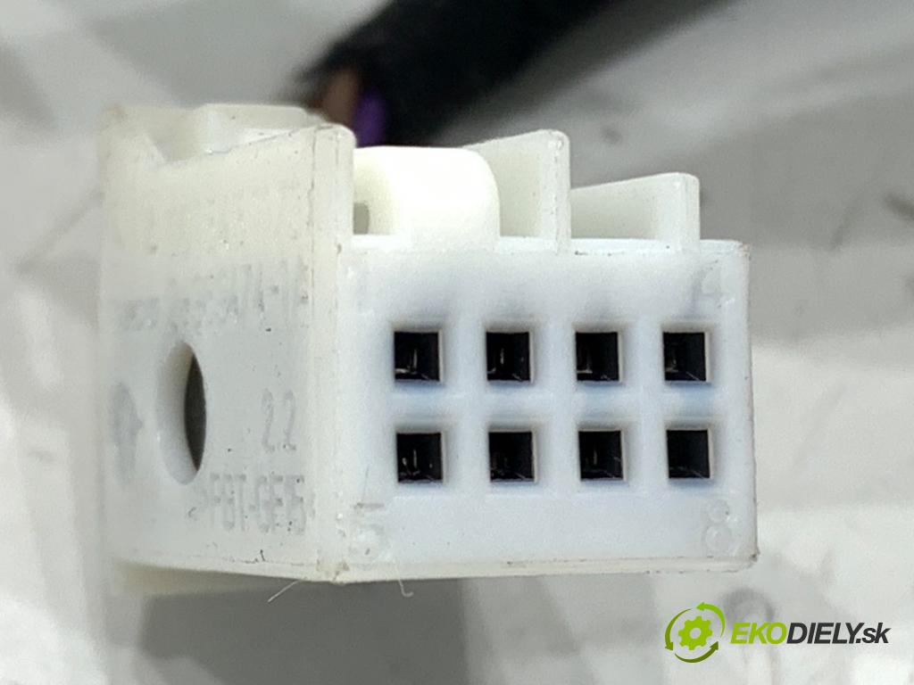 MERCEDES-BENZ C218 coupe 2013 195 kW CLS 350 CDI / d (218.323) 2987 zpětné zrcátko vnitřní  (Vnitřní zpětné zrcátko)