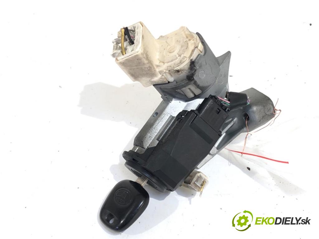 TOYOTA YARIS II liftback 2006 51 kW 1.0 VVT-i (KSP90_) 998 spinačka N0502241/256B (Spínacia skrinka)