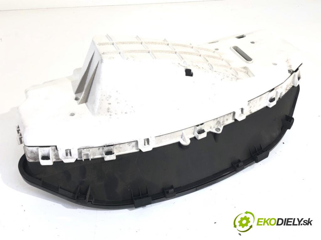 TOYOTA YARIS II liftback 2006 51 kW 1.0 VVT-i (KSP90_) 998 Prístrojovka 83800-0D660 (Prístrojová doska)