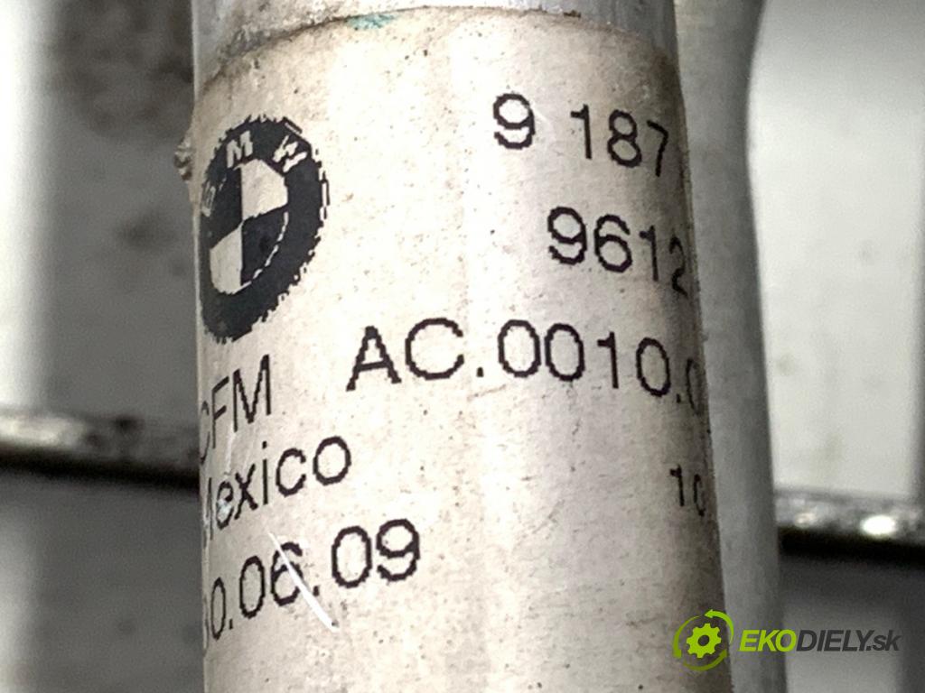 BMW E70 SUV 2009 200 kW 3.0 si 2996 rúrka klimatizácie 9187635 (Rúrka klimatizácie)