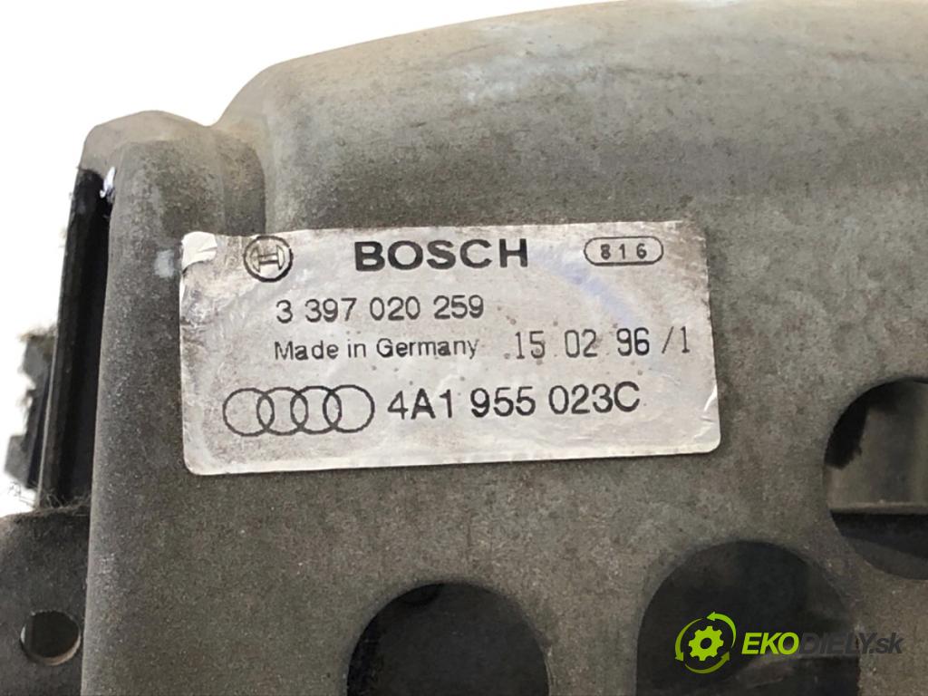 AUDI A6 C4 sedan 1996 103 kW 2.5 TDI 2461 Mechanizmus stieračov predný 4A1955023C (Motorček stieračov predný)