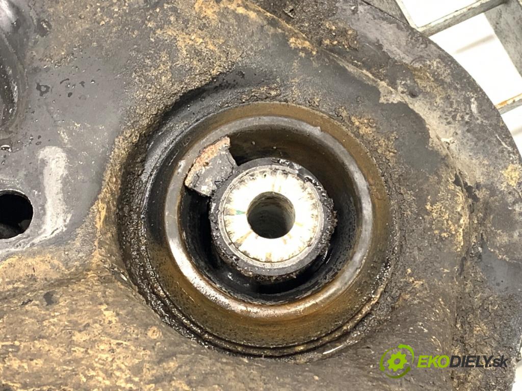 AUDI A6 C4 sedan 1996 103 kW 2.5 TDI 2461 Výstuha pod Motor  (Výstuhy predné)