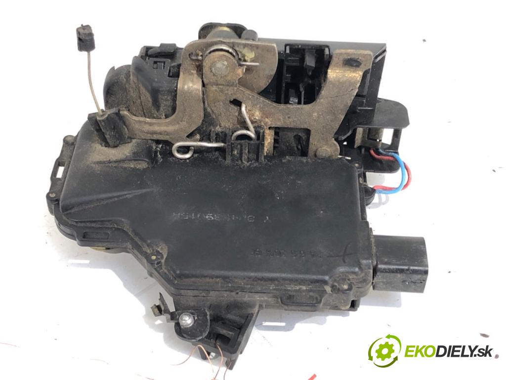 VW PASSAT B5 FL sedan 2002 96 kW 1.9 TDI 1896 zámok dveře levý zadní část