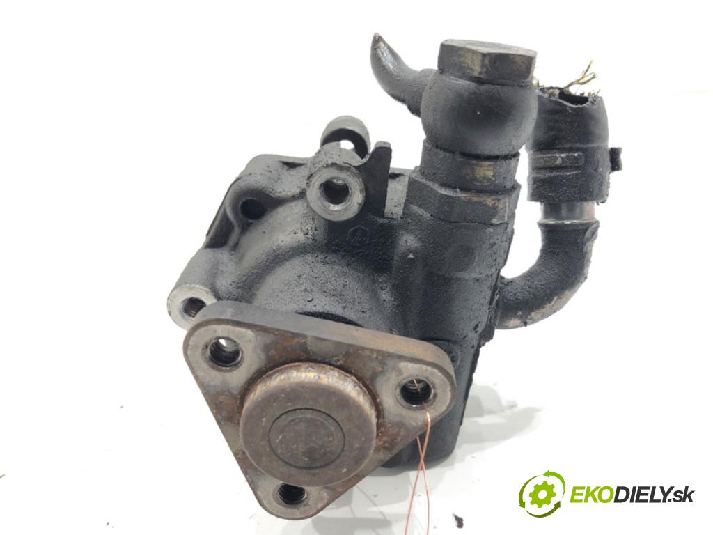 VW PASSAT B5 FL sedan 2002 96 kW 1.9 TDI 1896 pumpa servočerpadlo  (Servočerpadlo)