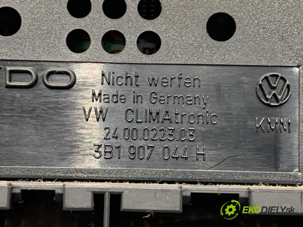 VW PASSAT B5 FL sedan 2002 96 kW 1.9 TDI 1896 Panel ovládania kúrenia 3B1907044H (Prepínacie páčky pod volantom)