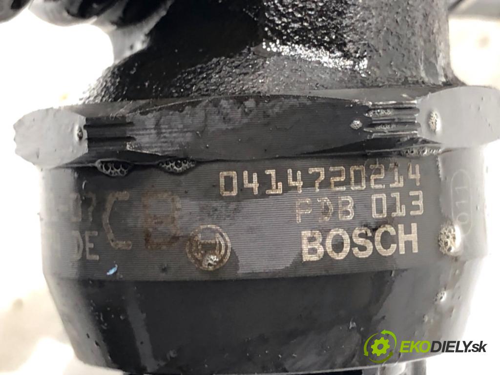 VW PASSAT B5 FL sedan 2002 96 kW 1.9 TDI 1896 Vstrekovač 038130073AR (Vstrekovač paliva)