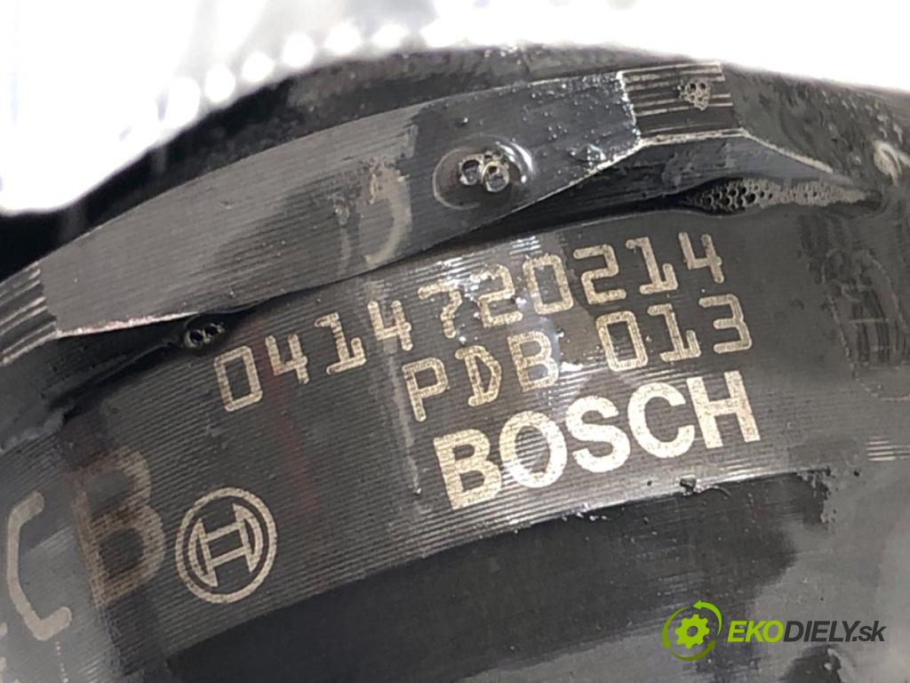 VW PASSAT B5 FL sedan 2002 96 kW 1.9 TDI 1896 Vstrekovač 038130073AR (Vstrekovač paliva)