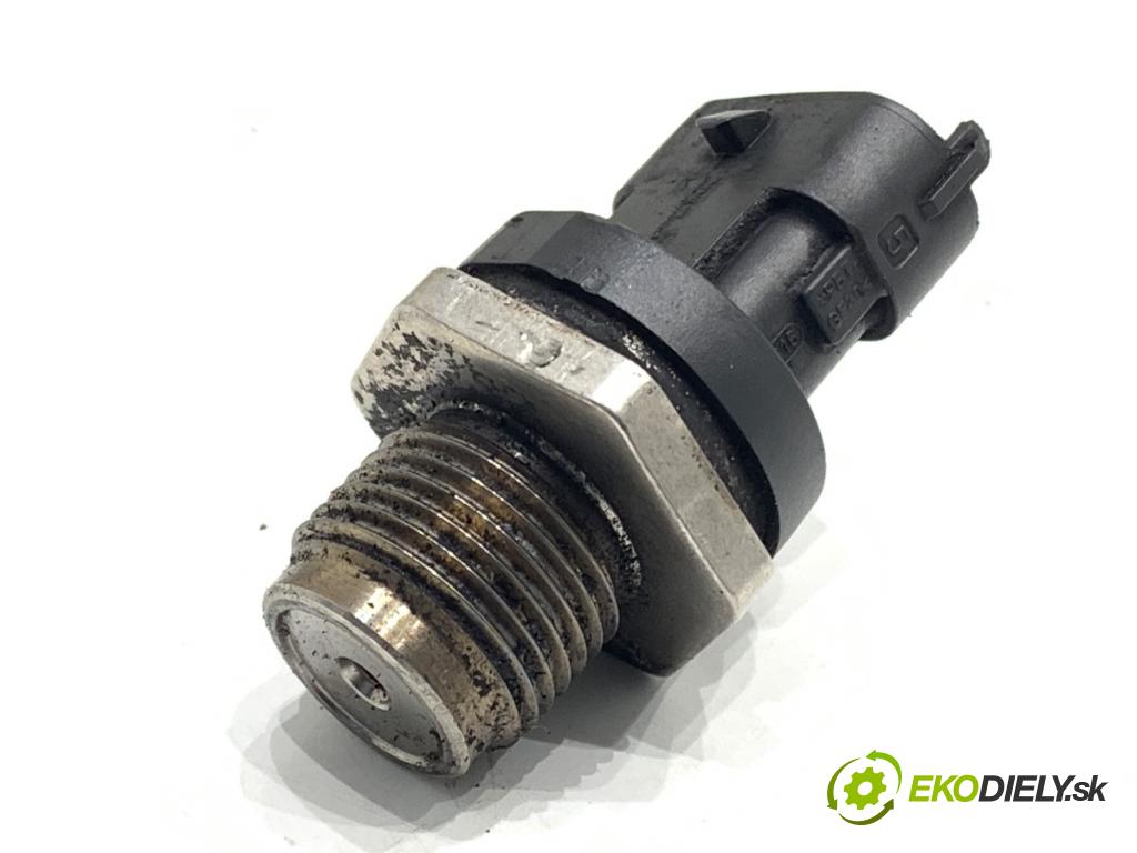 ALFA ROMEO 159 sedan 2005 100 kW 1.9 JTDM 16V (939AXF1B, 939AXC1B) 1910 Snímač tlaku paliva 0281002706 (Snímač)