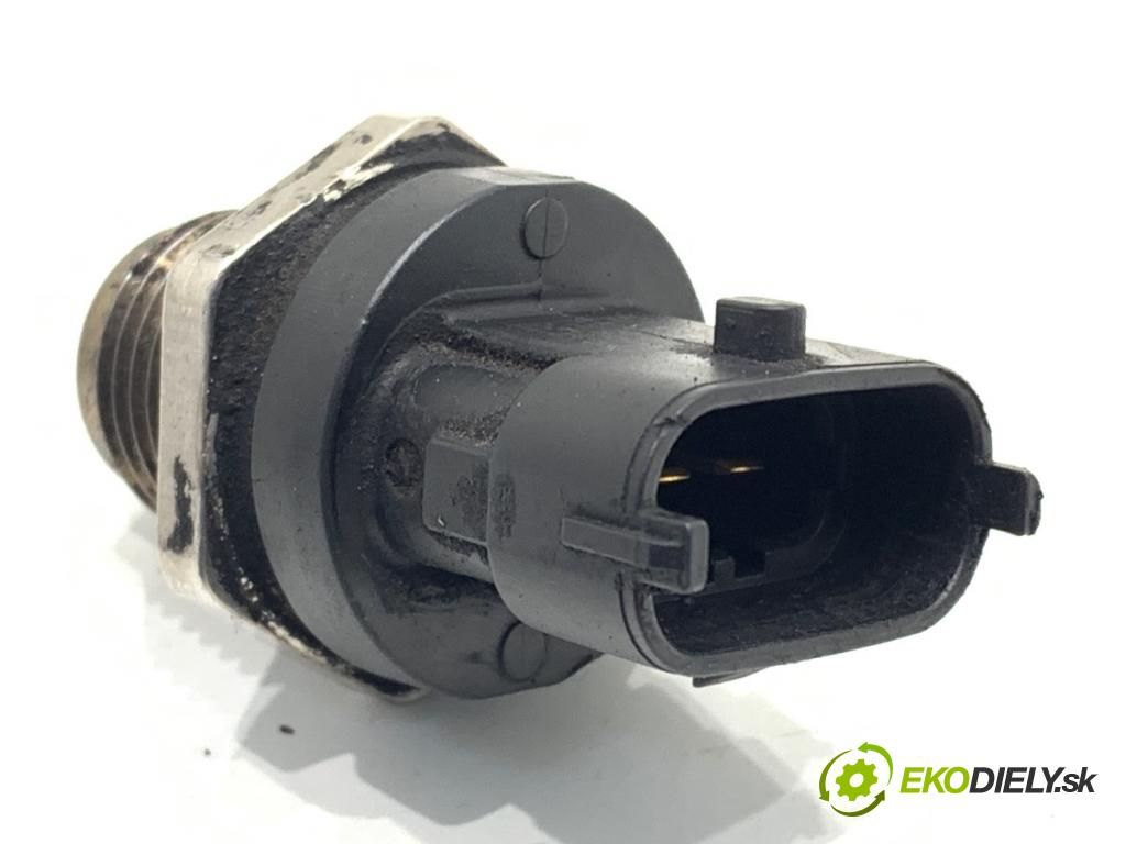 ALFA ROMEO 159 sedan 2005 100 kW 1.9 JTDM 16V (939AXF1B, 939AXC1B) 1910 Snímač tlaku paliva 0281002706 (Snímač)