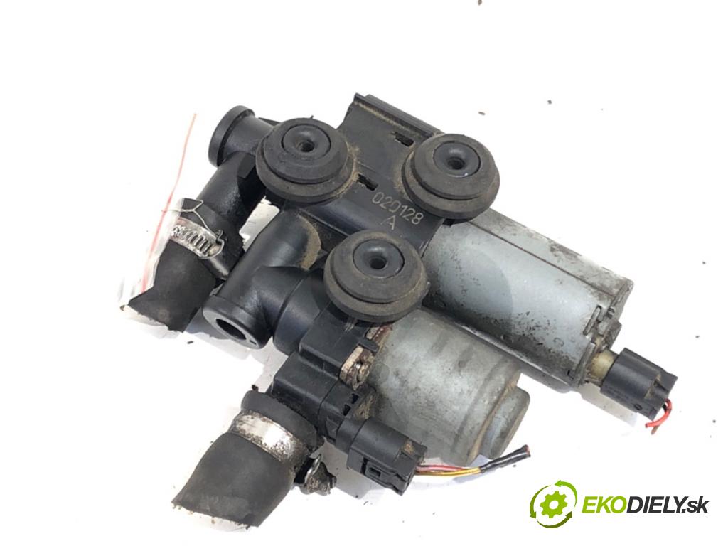 BMW E46 sedan 2003 105 kW 318 i 1995 Magnetický ventil vody 8369807 (Elektrosúčasti ostatné)