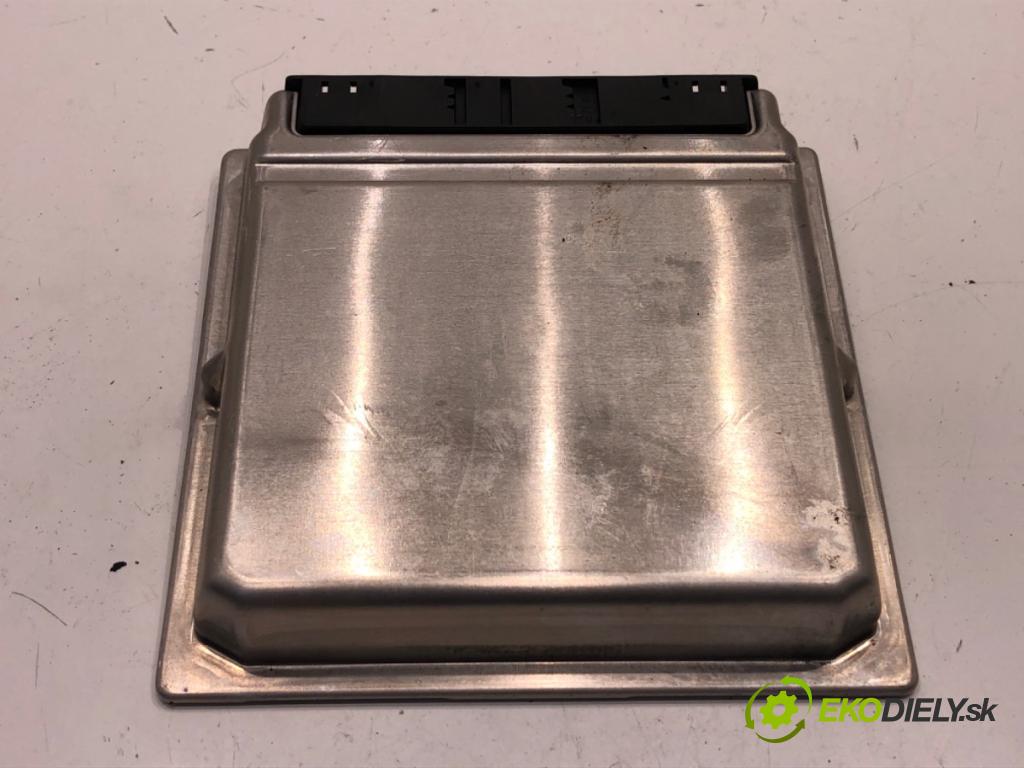 MERCEDES-BENZ W203 sedan 2002 120 kW C 200 Kompressor (203.042) 1796 riadiaca jednotka Motor A1111533579 (Riadiaca jednotka)