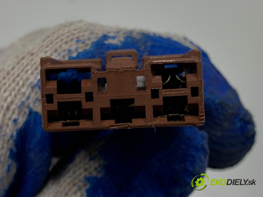 HONDA CR-V I SUV 1998 94 kW 2.0 16V 4WD (RD1, RD3) 1973 spinačka  (Spínacia skrinka)