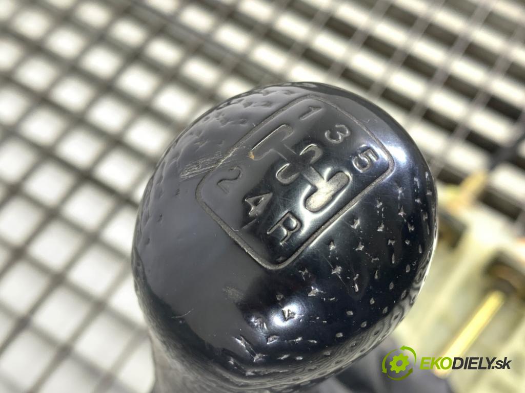 HONDA CR-V I SUV 1998 94 kW 2.0 16V 4WD (RD1, RD3) 1973 Kulisa  (Rýchlostná páka (kulisa))