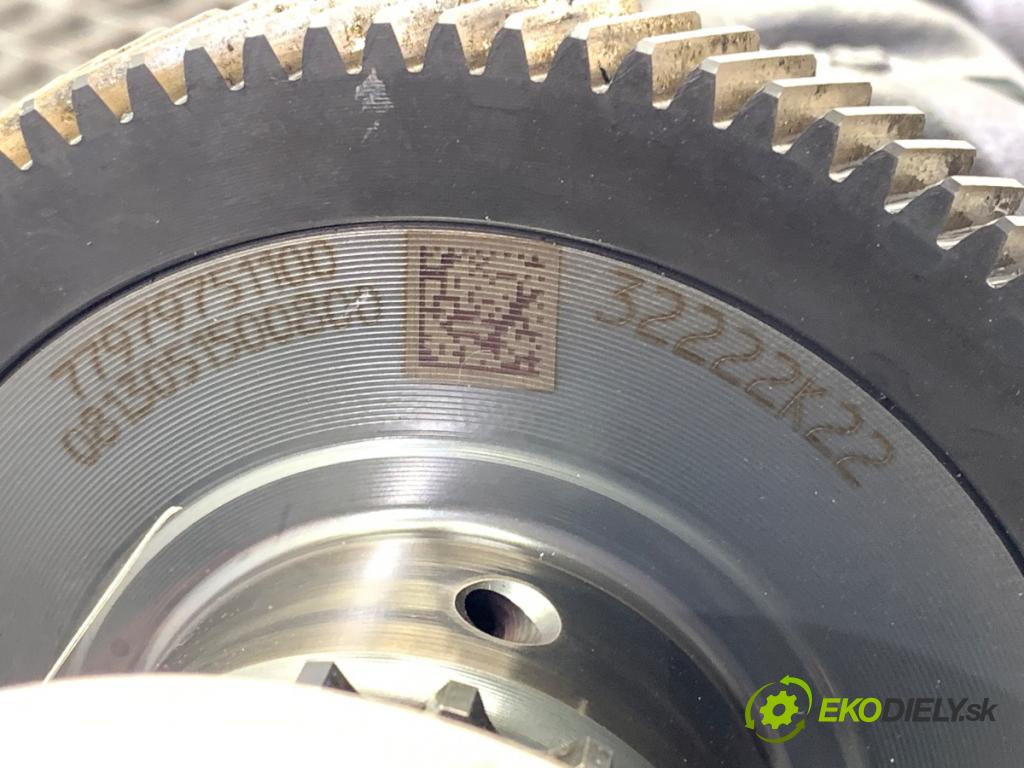 BMW E84 SUV 2013 135 kW xDrive 20 d 1995 Kardaň, hriadeľ KLIKA: 7797977 (Blok motora ostatné)