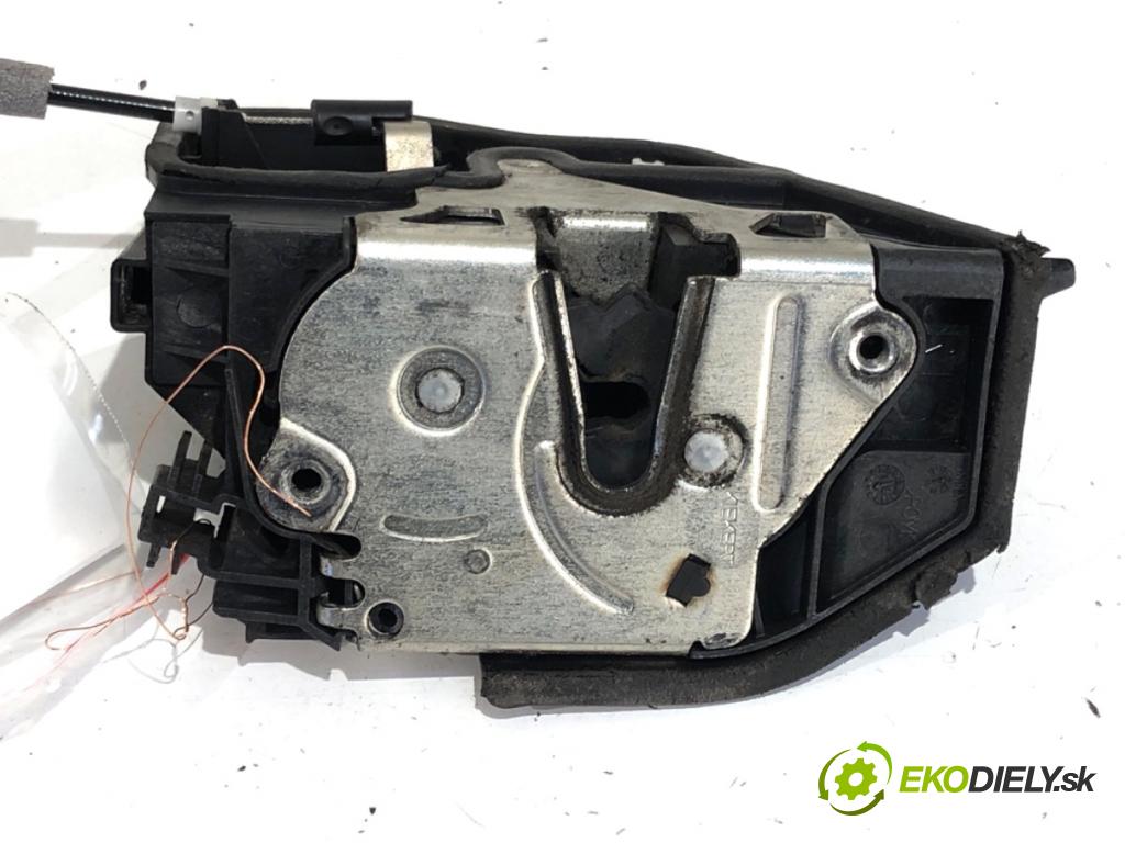 BMW E87 liftback 2006 95 kW 118 i 1995 zámok dveře pravý přední část 7167074