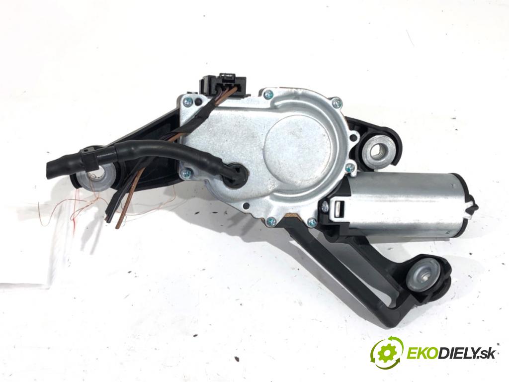 BMW E87 liftback 2006 95 kW 118 i 1995 motor stěračů zadní část