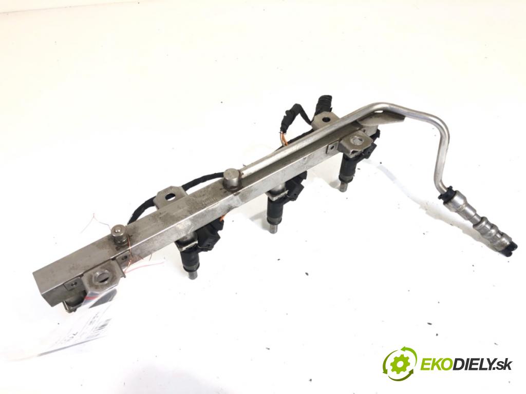 BMW E87 liftback 2006 95 kW 118 i 1995 Lišta vstrekovacia 7530420 (Vstrekovacia lišta)