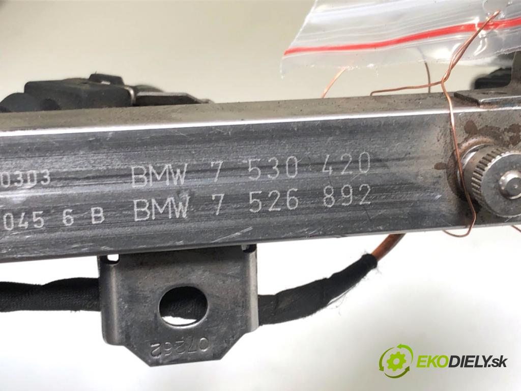BMW E87 liftback 2006 95 kW 118 i 1995 Lišta vstrekovacia 7530420 (Vstrekovacia lišta)