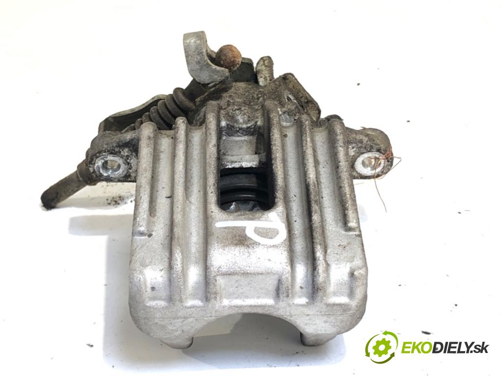 AUDI A3 8L liftback 1999 74 kW 1.6 1595 Brzdič strmeň pravy zad 