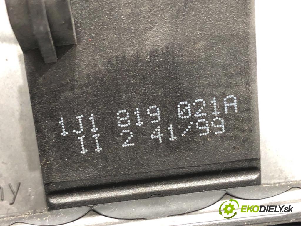 AUDI A3 8L liftback 1999 74 kW 1.6 1595 ventilátor kúrenia 1J1819021A