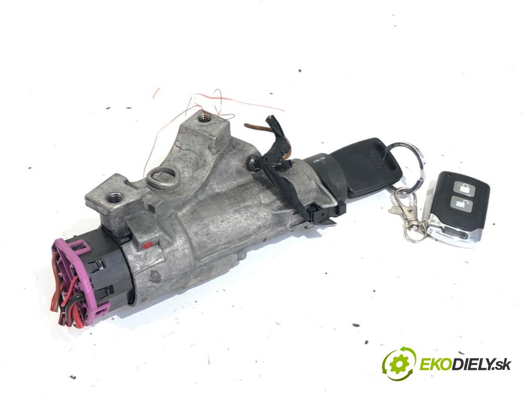 AUDI A3 8L liftback 1999 74 kW 1.6 1595 spinačka 4B0905851C (Spínacia skrinka)