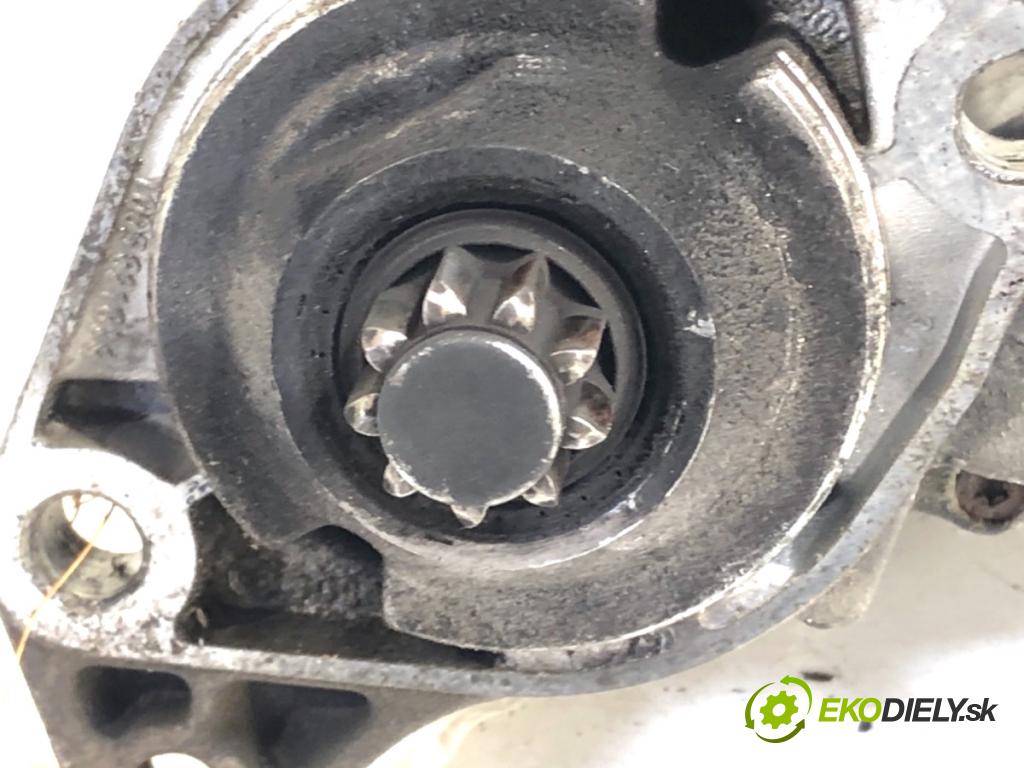 AUDI A3 8L liftback 1999 74 kW 1.6 1595 Štartér 0001121006 02B911023B (Štartér)
