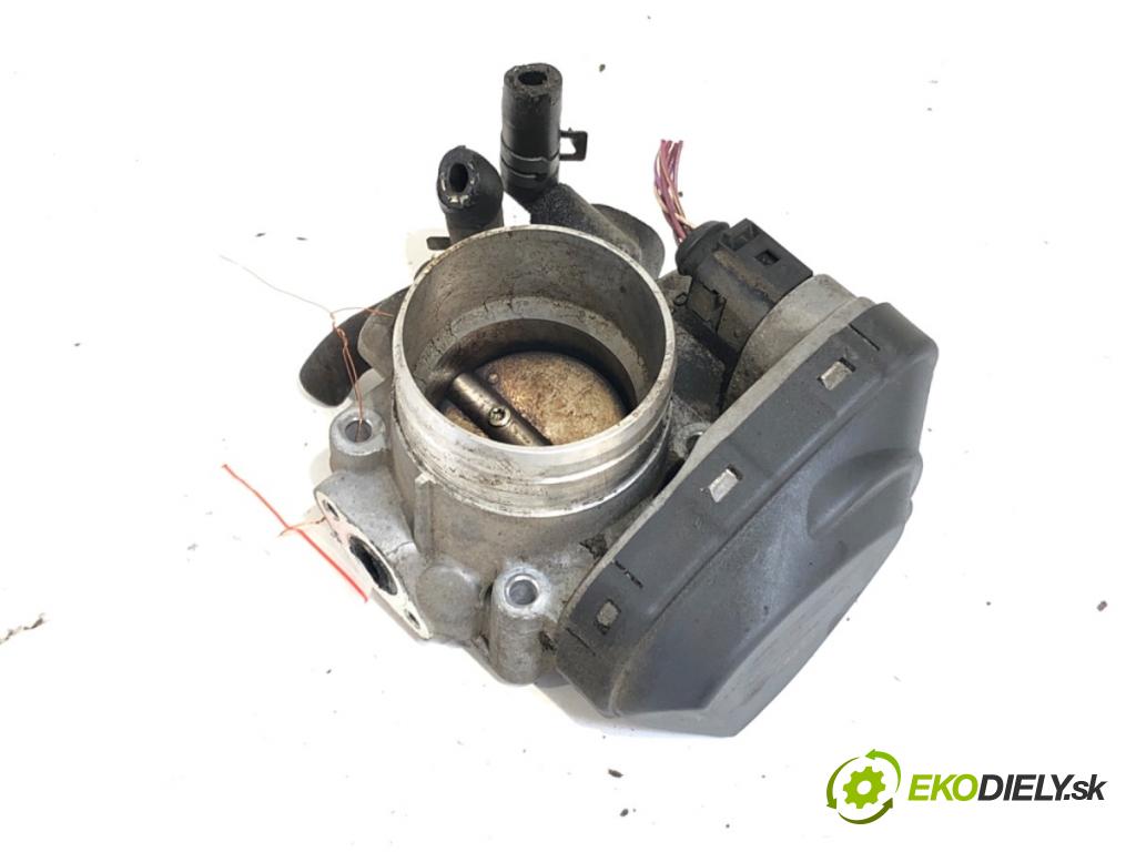 AUDI A3 8L liftback 1999 74 kW 1.6 1595 Škrtiaca klapka 06A133062A (Škrtiaca klapka)