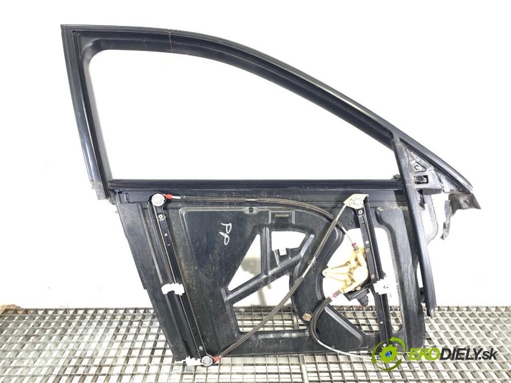 AUDI A3 8L liftback 1999 74 kW 1.6 1595 mechanismus okna pravý přední část 