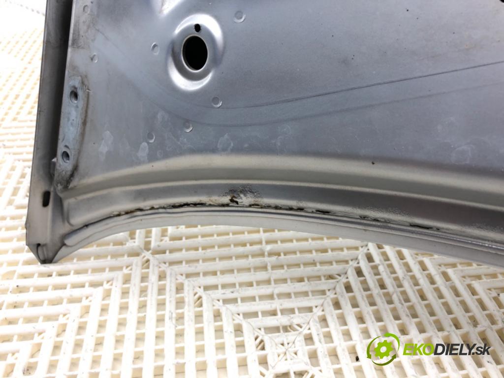 AUDI A3 8L liftback 1999 74 kW 1.6 1595 kapota  (Kapota)