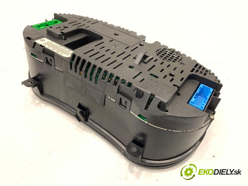 AUDI A3 8L liftback 1999 74 kW 1.6 1595 Prístrojovka  (Prístrojová doska)