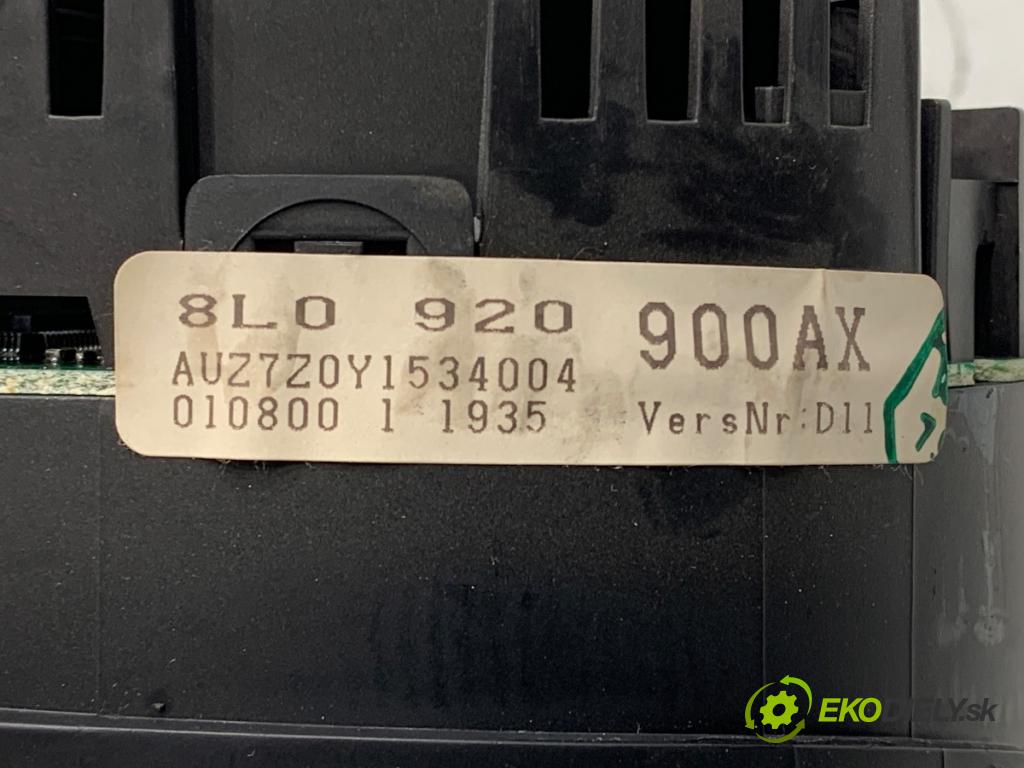 AUDI A3 8L liftback 1999 74 kW 1.6 1595 Prístrojovka  (Prístrojová doska)