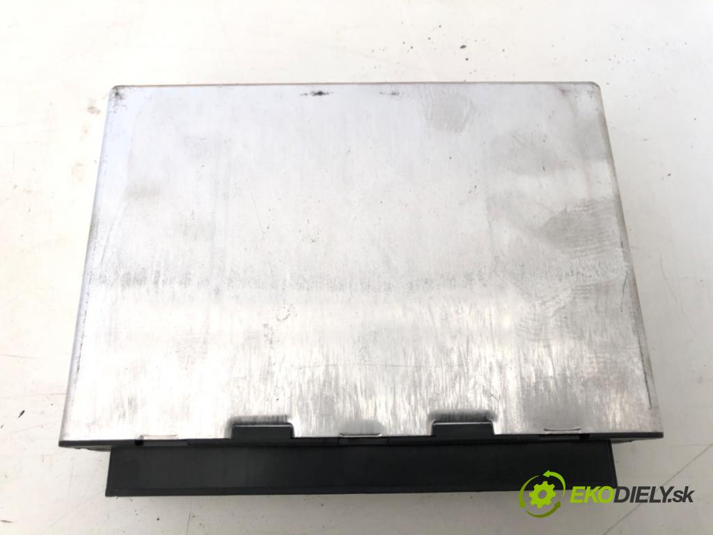 MAN TGA Ciągnik siodłowy 2007 324 kW 18.440 324 kW [440 KM] olej napędowy 2005 - 2022 10518 riadiaca jednotka Riadiaca jednotka 81258057068 (Riadiaca jednotka)