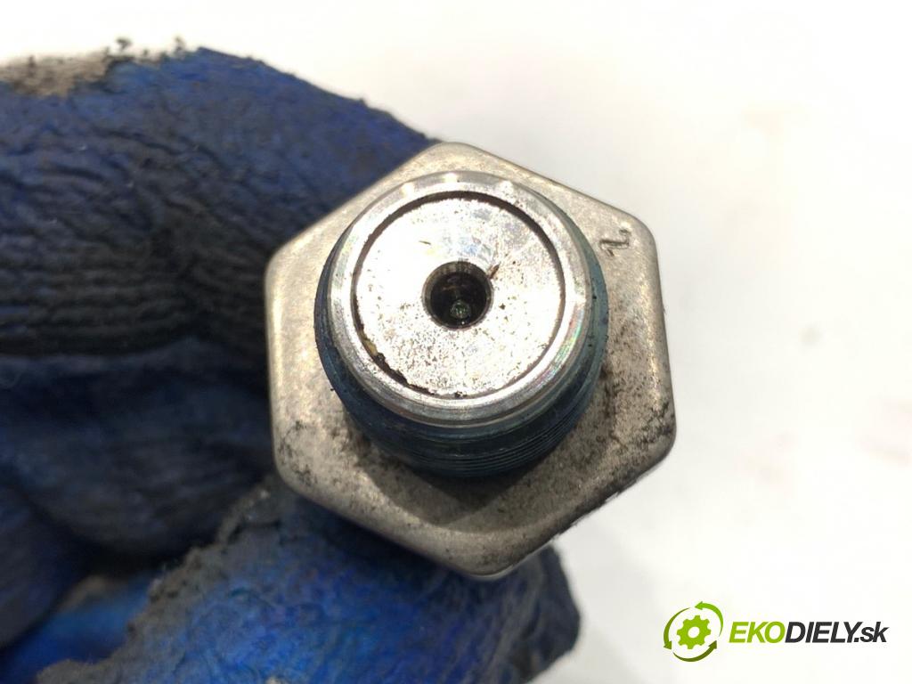 ALFA ROMEO 159 Kombi 2006 110 kW 1.9 JTDM 16V (939BXC1B, 939BXC12) 1910 Snímač tlaku paliva  (Snímač)