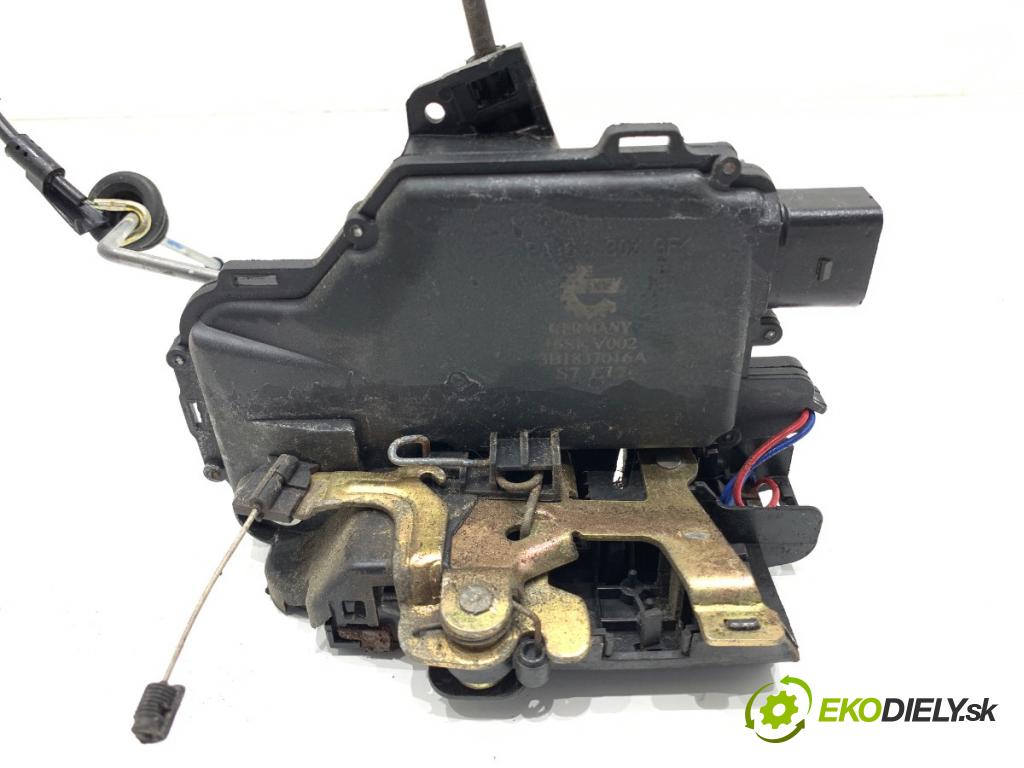 VW PASSAT B5 FL sedan 2004 110 kW 1.8 T 20V 1781 zámok dveře pravý přední část