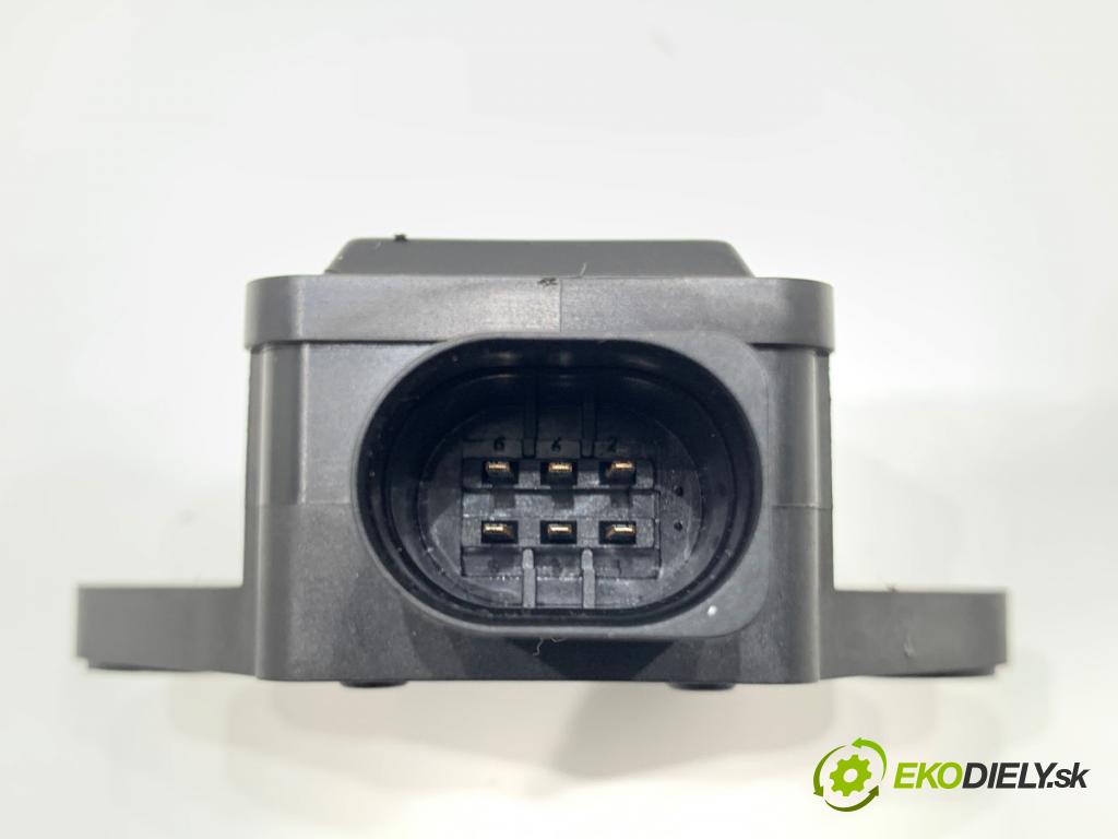 VW PASSAT B5 FL sedan 2004 110 kW 1.8 T 20V 1781 snímač ESP 8E0907637A
