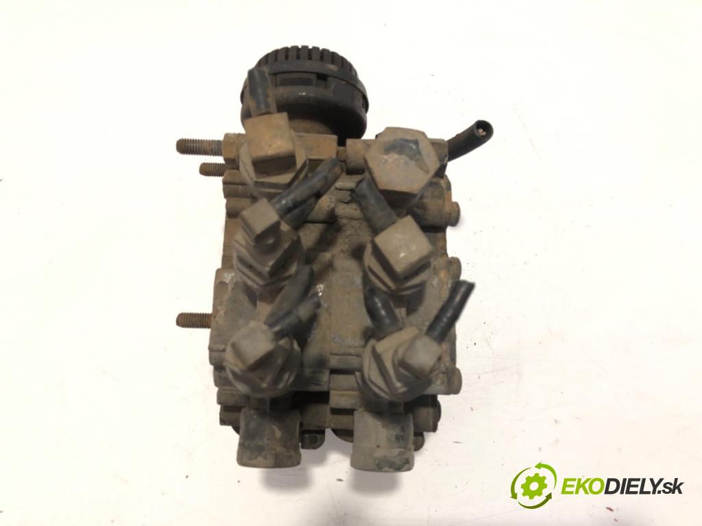 MAN TGA Ciągnik siodłowy 2007 324 kW 18.440 324 kW [440 KM] olej napędowy 2005 - 2022 10518 Ventil 4728800500 (Ventil)