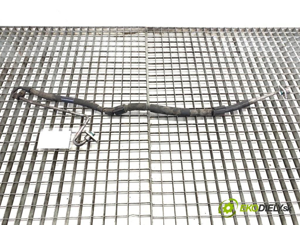 AUDI A4 B8 sedan 2009 155 kW 2.0 TFSI 1984 hadica servočerpadlo 8K1422893CS (Rúrka servočerpadla)