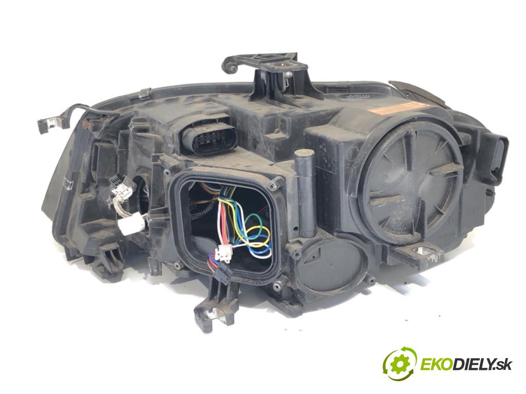 AUDI A4 B8 sedan 2009 155 kW 2.0 TFSI 1984 Svetlomet pravy predný XENON