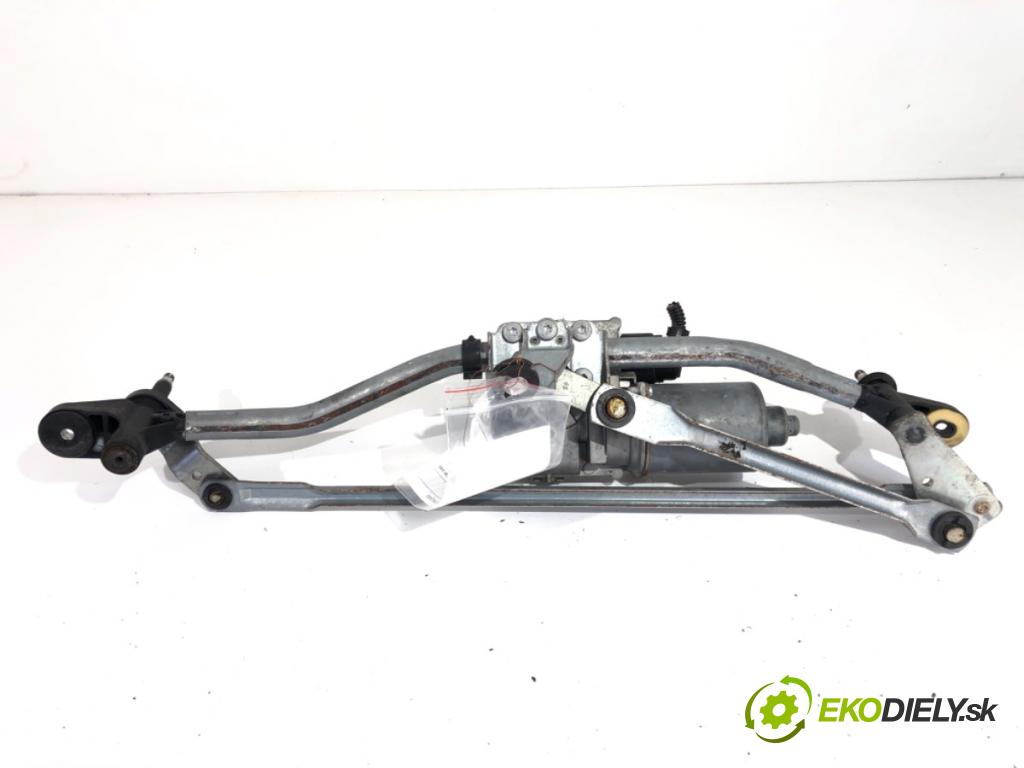 AUDI A4 B8 sedan 2009 155 kW 2.0 TFSI 1984 Mechanizmus stieračov predný 8K1955119A (Motorček stieračov predný)