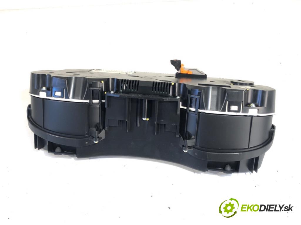 AUDI A4 B8 sedan 2009 155 kW 2.0 TFSI 1984 Prístrojovka 8K0920950E (Prístrojová doska)