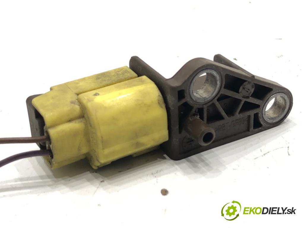 AUDI A4 B8 sedan 2009 155 kW 2.0 TFSI 1984 Snímač nárazu 8K0959651 (Snímač nárazu)