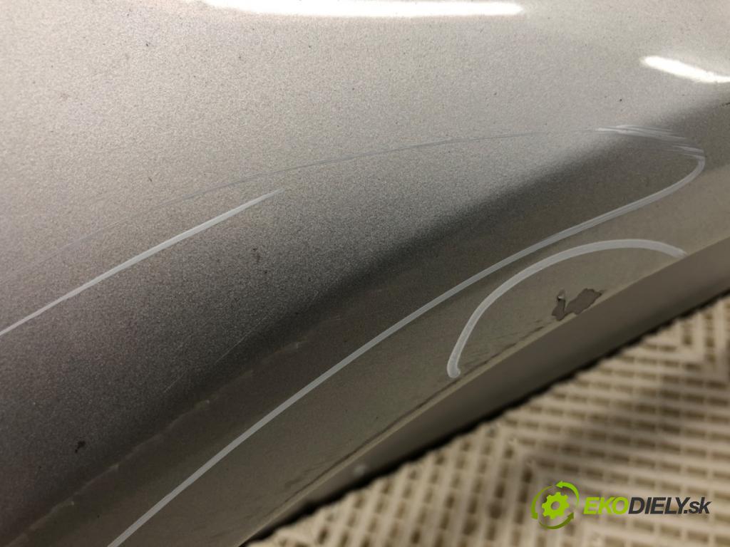 AUDI A4 B8 sedan 2009 155 kW 2.0 TFSI 1984 blatník pravý přední část LX7W