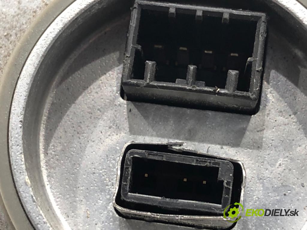 AUDI A4 B8 sedan 2009 155 kW 2.0 TFSI 1984 Menič XENON 8K0941597 (Riadiaca jednotka xenónu)