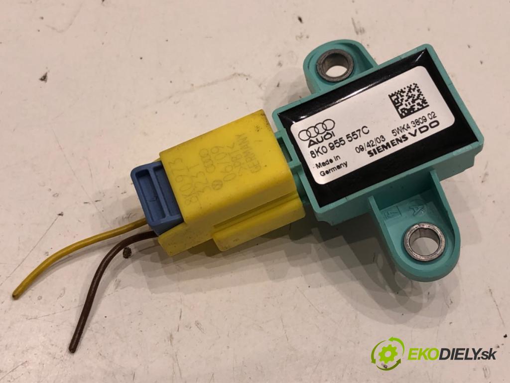 AUDI A4 B8 sedan 2009 155 kW 2.0 TFSI 1984 Snímač nárazu 8K0955557C (Snímač nárazu)