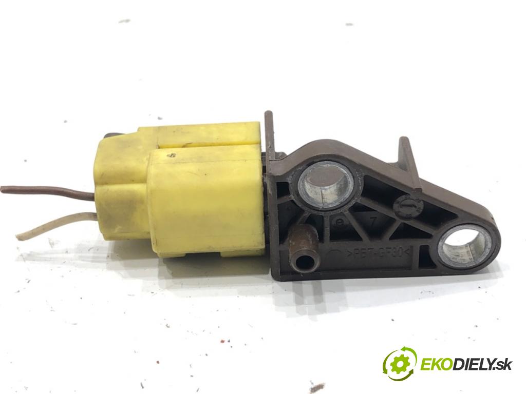 AUDI A4 B8 sedan 2009 155 kW 2.0 TFSI 1984 Snímač nárazu 8K0959651 (Snímač nárazu)