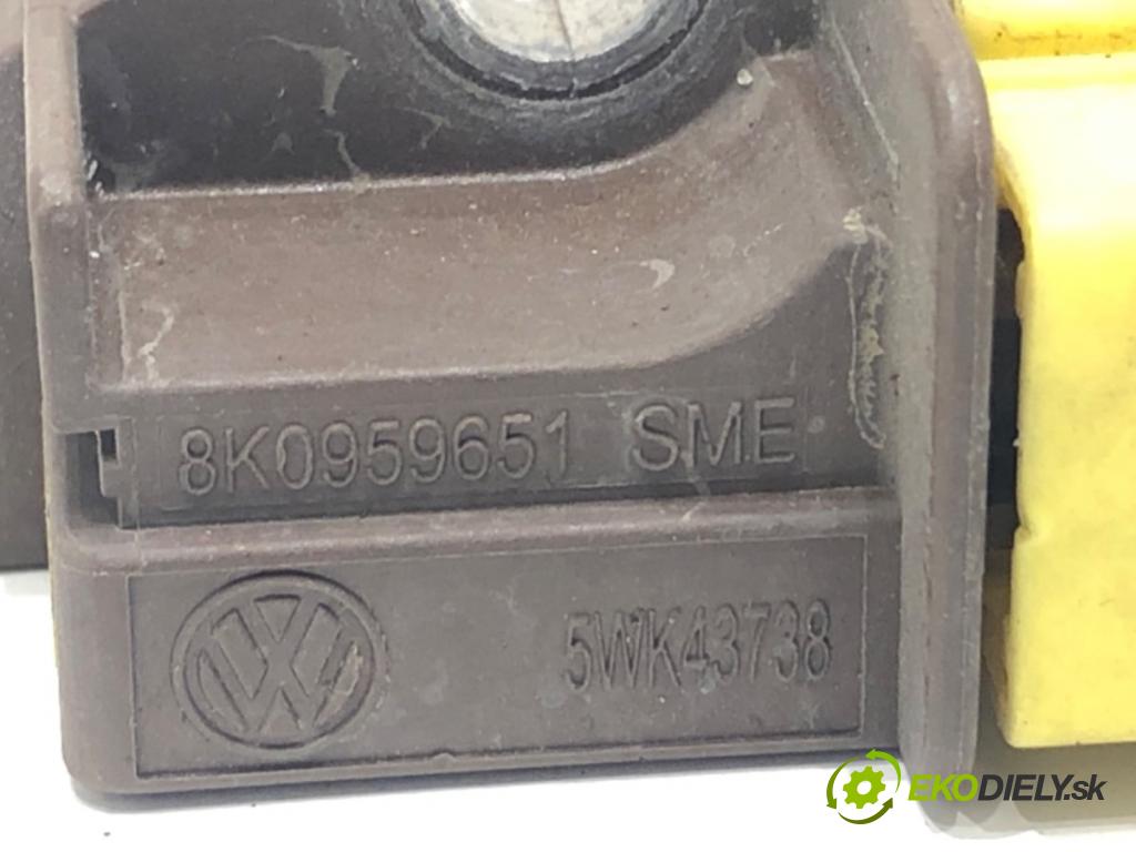 AUDI A4 B8 sedan 2009 155 kW 2.0 TFSI 1984 Snímač nárazu 8K0959651 (Snímač nárazu)