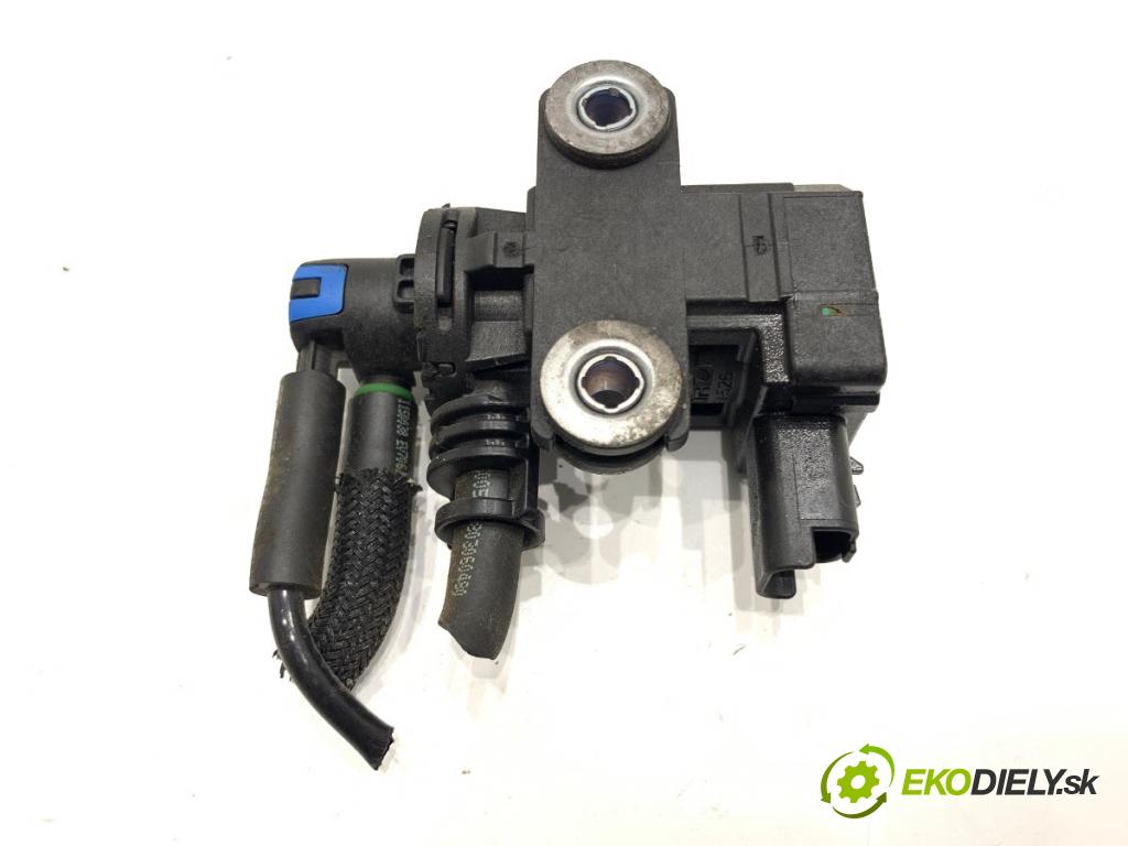 FORD MONDEO MK5 Kombi 2017 132 kW 2.0 TDCi 4x4 1998 Ventil tlaku 9808206880 (Ventil)